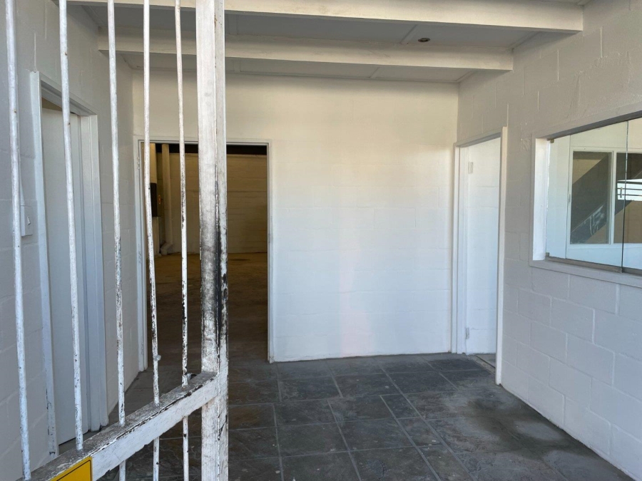To Let commercial Property for Rent in Retreat Western Cape
